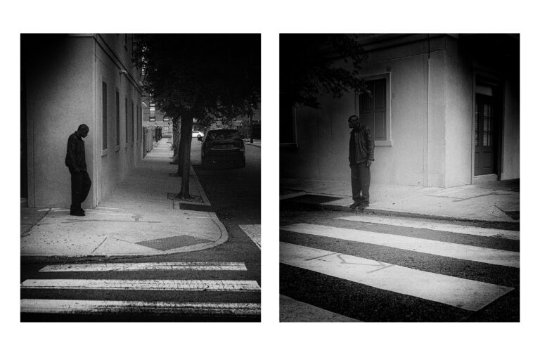 Cada día intento explicarte, con una sonrisa, quién soy yo. Cada día intento explicarte algunas de esas miles de cosas que hemos hecho juntos, aquellas que yo recuerdo con mucho cariño y que me dolería infinito olvidar. Cada vez me importa menos darme de bruces contra una mirada perdida, me has dejado preparado para ello durante todo este tiempo con tus enseñanzas, valores y consejos. Déjame intentar aprender a disfrutar de estos nuevos momentos contigo, que han venido para quedarse. Déjame olvidar el mal trago de hoy, cuando en un descuido, te has ido de casa y deambulado por la ciudad en que vivimos durante media hora, imagino sin rumbo, confuso, desconcertado.. Vamos a intentar que no vuelva a ocurrir. Te quiero, Papa.